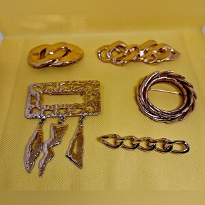Vintage Brooches Lot Of 5 Gold Tone Pins Jewelry